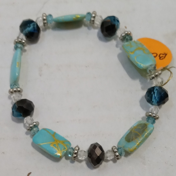 Bracelet with earrings - Picture 3 of 3